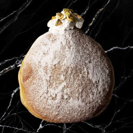 抹茶ピスタチオクリームドーナツ|川口市でドーナツ・アサイーボウルのデリバリー・テイクアウトなら黒墨商店