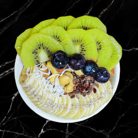 キウイボウル｜川口市でドーナツ・アサイーボウルのデリバリー・テイクアウトなら黒墨商店