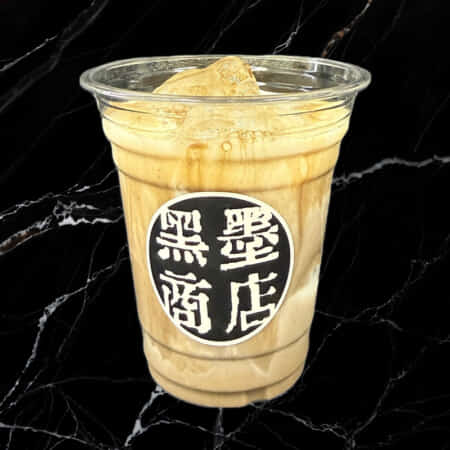 ほうじ茶ラテ｜川口市でドーナツ・アサイーボウルのデリバリー・テイクアウトなら黒墨商店